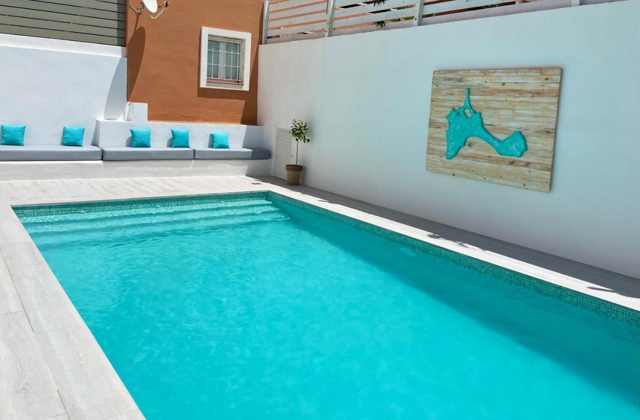 Boho Suites Formentera Es Pujols Exterior photo